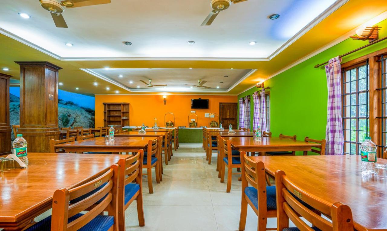 Itsy Hotels Classiyo Munnar Crown Resorts With Balcony Экстерьер фото