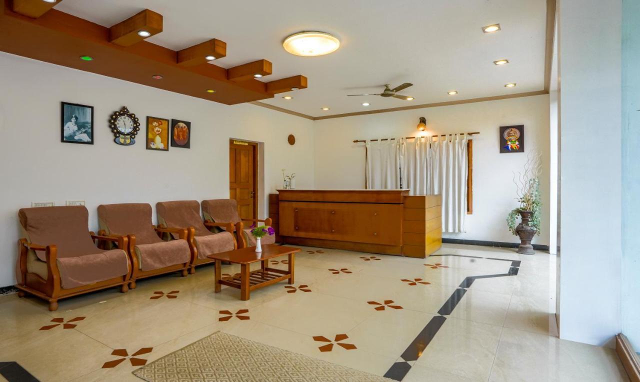 Itsy Hotels Classiyo Munnar Crown Resorts With Balcony Экстерьер фото