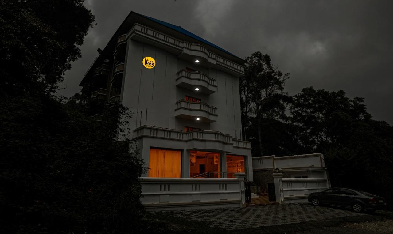 Itsy Hotels Classiyo Munnar Crown Resorts With Balcony Экстерьер фото