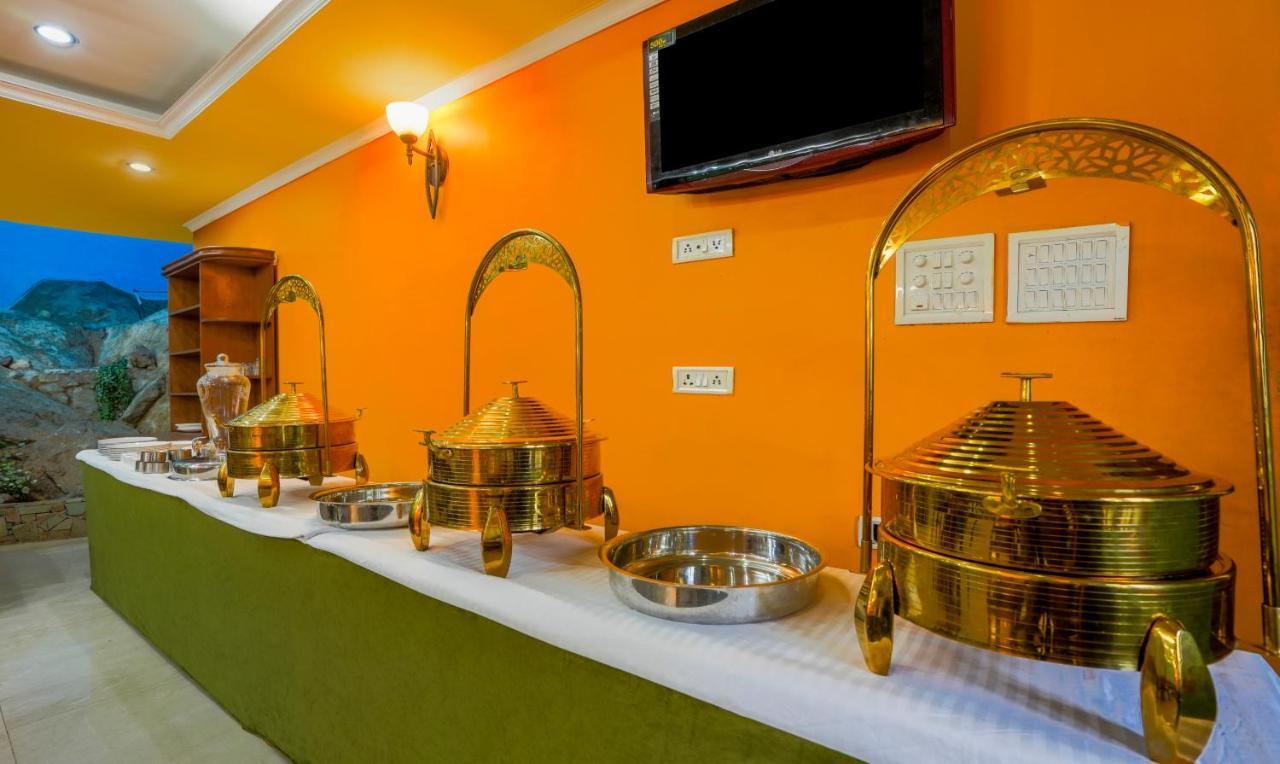 Itsy Hotels Classiyo Munnar Crown Resorts With Balcony Экстерьер фото