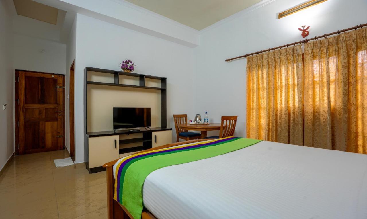 Itsy Hotels Classiyo Munnar Crown Resorts With Balcony Экстерьер фото