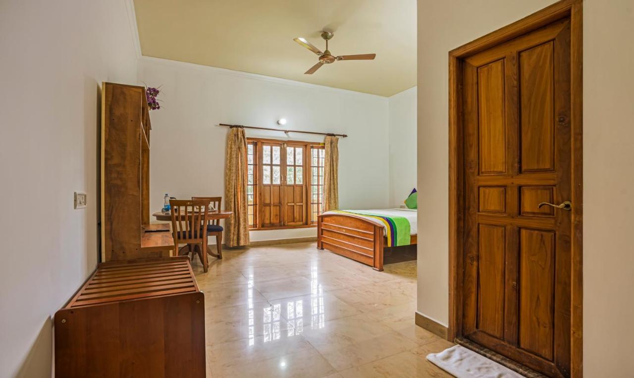 Itsy Hotels Classiyo Munnar Crown Resorts With Balcony Экстерьер фото